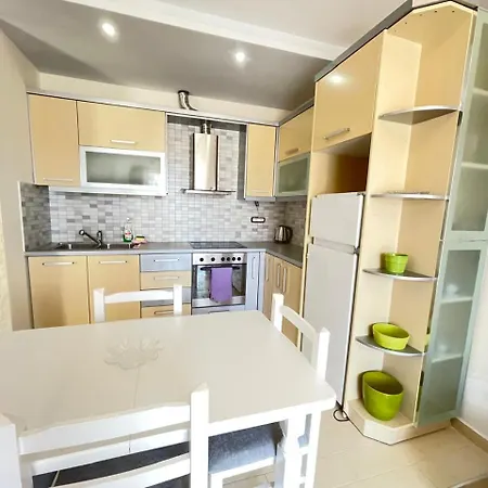 Jico Travel - Joni Appartement Vlorë